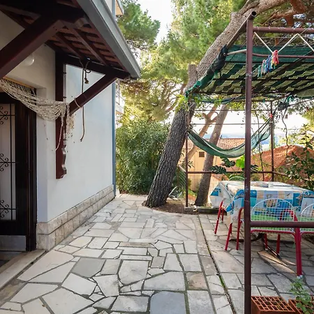 Urban Edge - Apartament Omiš