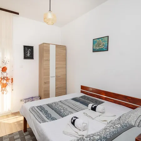 Urban Edge - * Omiš